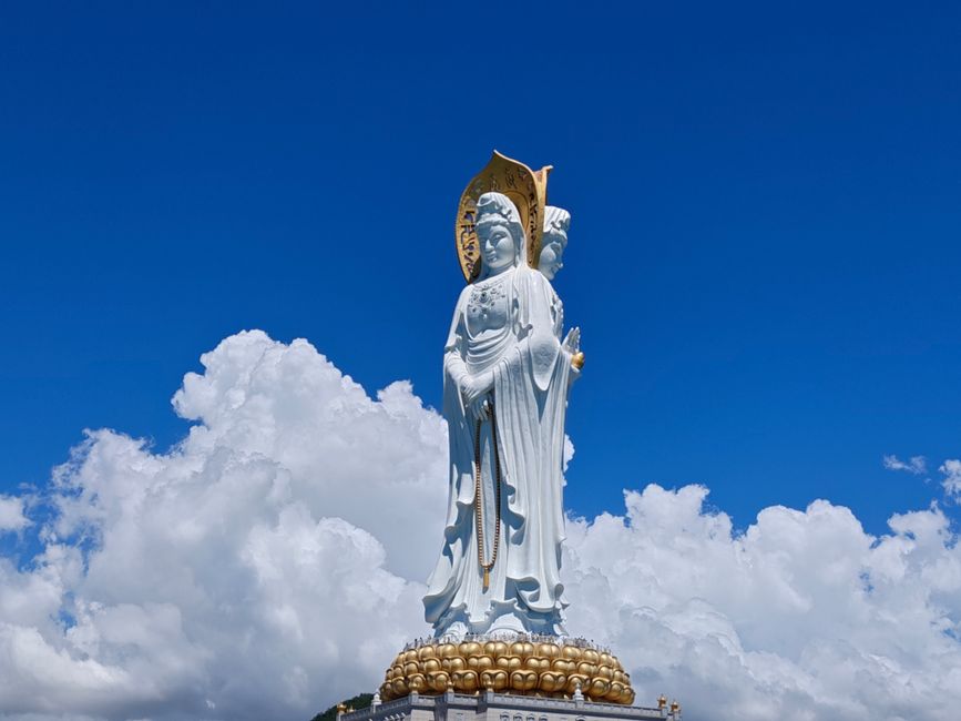 南山寺——108米海上观音像