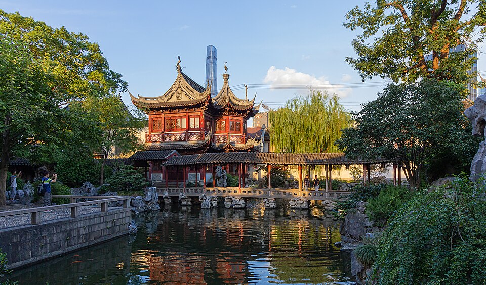 上海老城厢豫园古典亭台