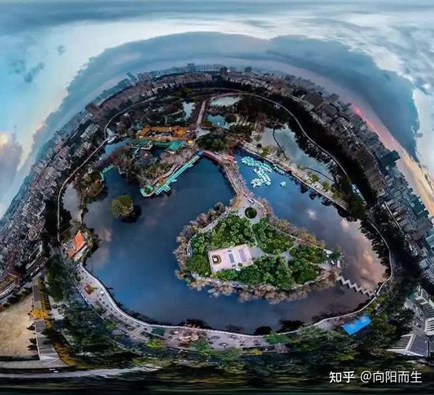 翠湖公园