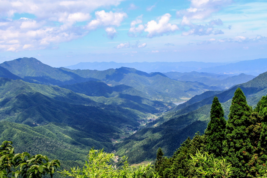 吉安城市天际线